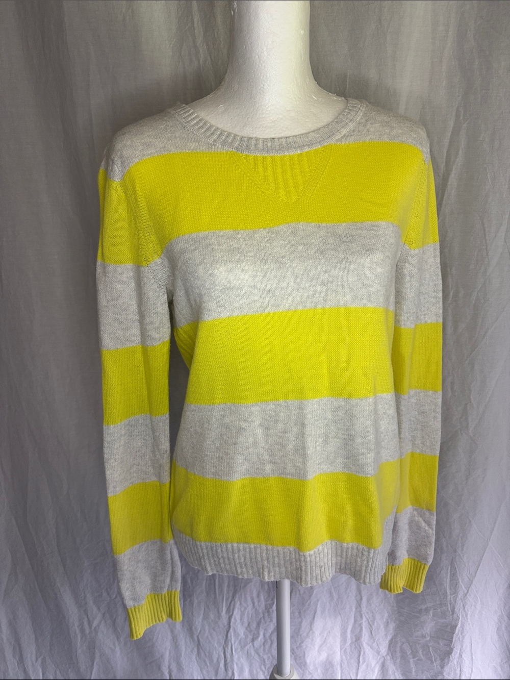 GAP Preppy Classic Core Striped Crewneck Sweater in Yellow and Light Gray (57)